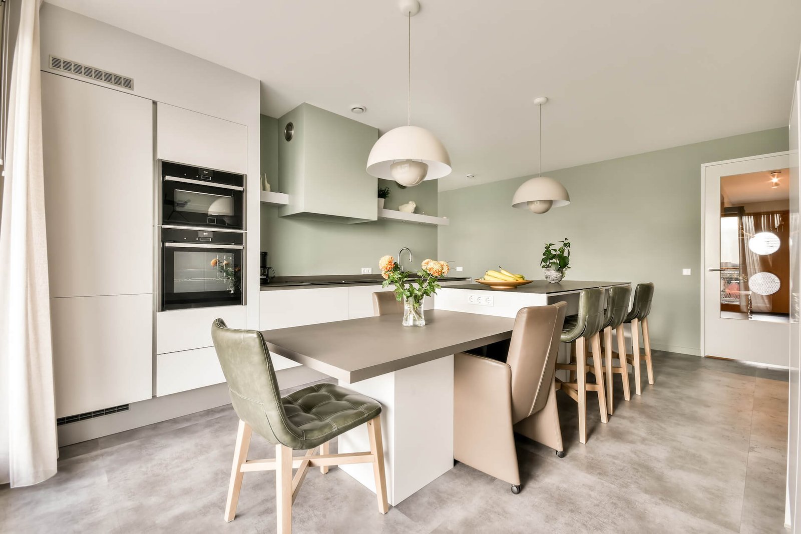 luxurious-kitchen-with-white-furniture-2022-03-02-19-09-47-utc.jpg